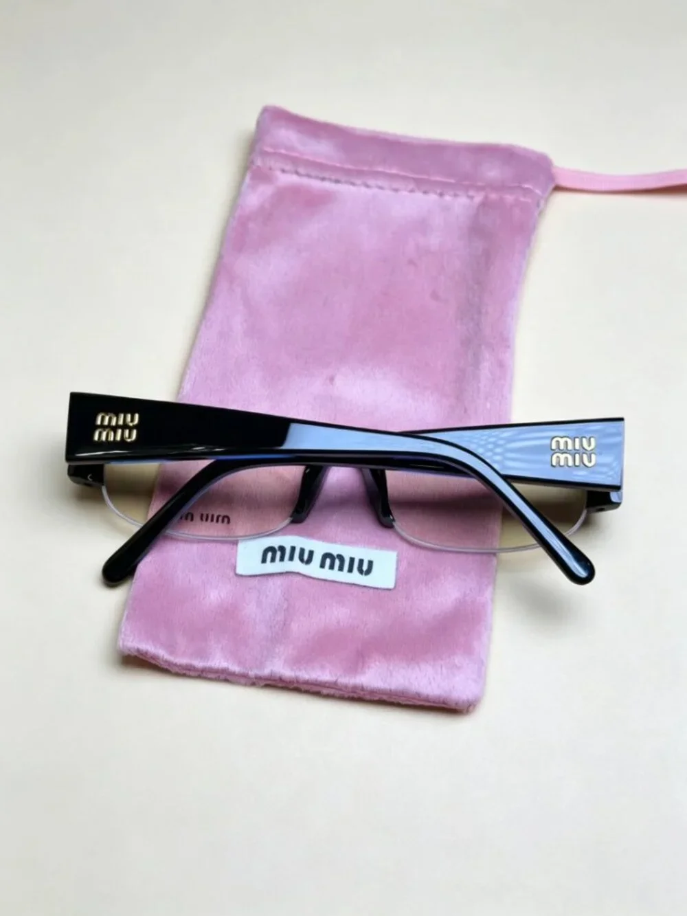 NWOT Miu Miu MU B07S 16K08N Black Sunglasses
